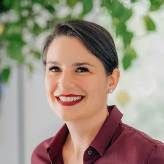 Nicole Bohne, Versicherungsexpertin und Inhaberin